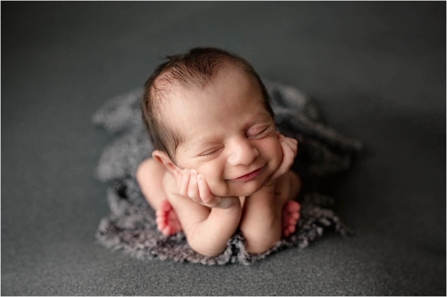 What to expect at your newborn session | Isaac