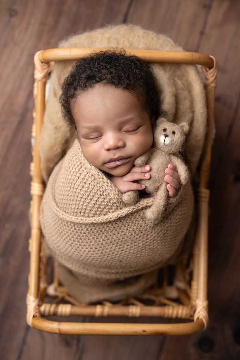 Best age for a newborn session | Kairo