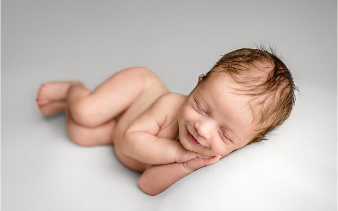 Behind the Scenes: A Day in the Life of a Newborn Photographer | Hudson